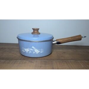 Vintage Mirro 2 Qt Blue Enamel Sauce Pan Goose Design Wood Handle Lid Cottage